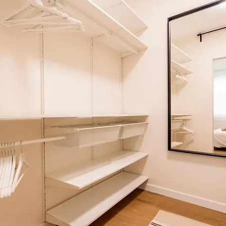 Downtown Design Apartment *